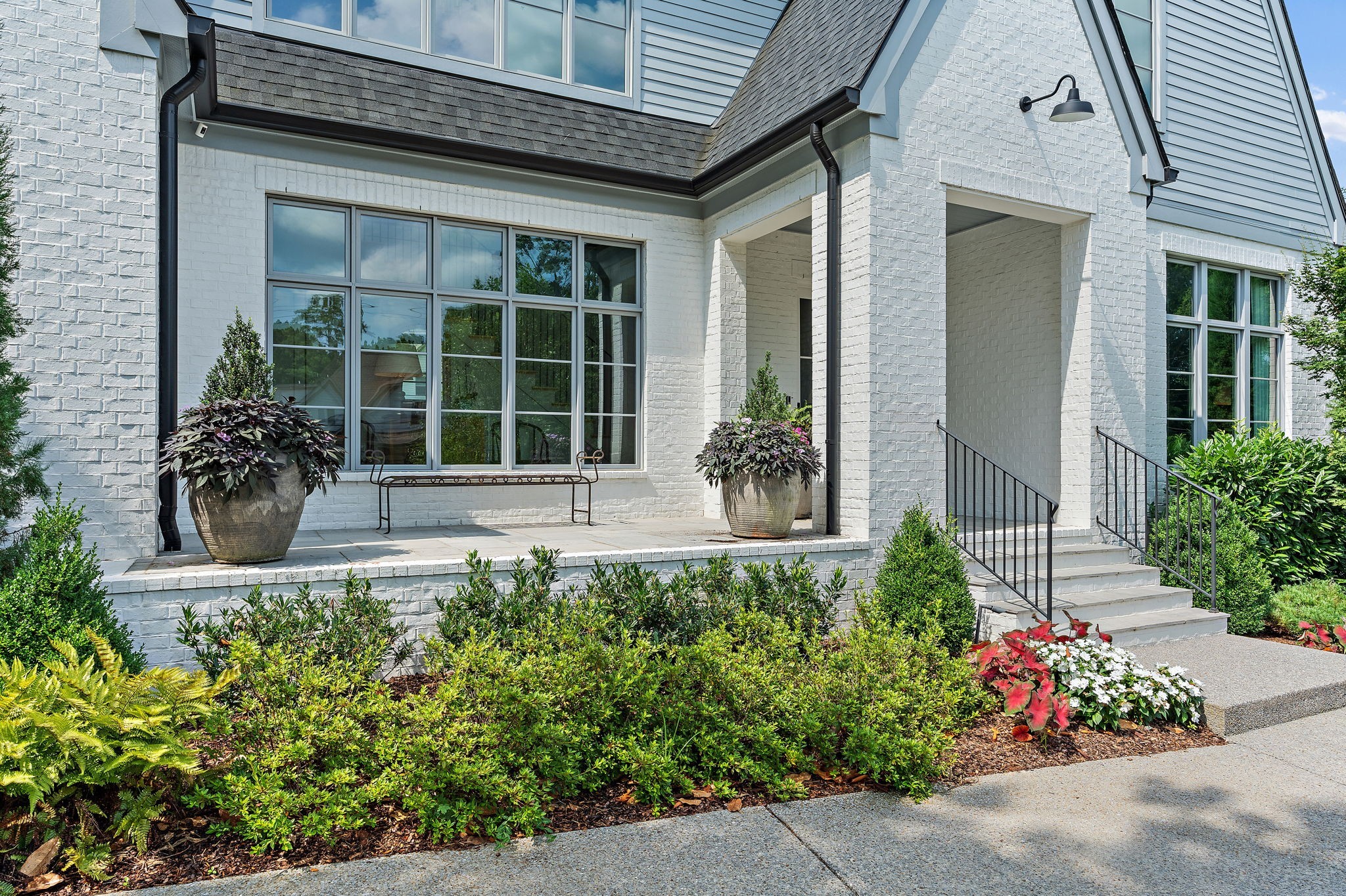 2825 Sugar Tree Road Nashville, TN 37215 - Photo 4 of 70