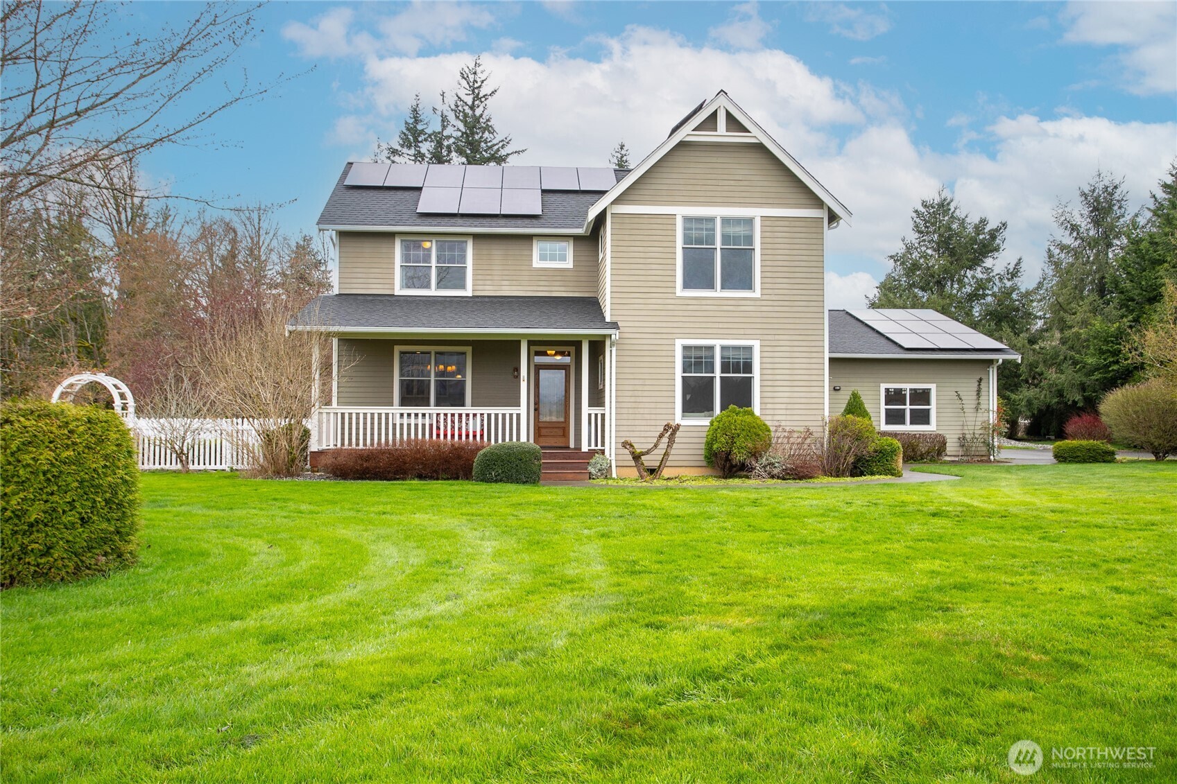 2749 Murphy Place Bellingham, WA 98226 - Photo 2 of 38