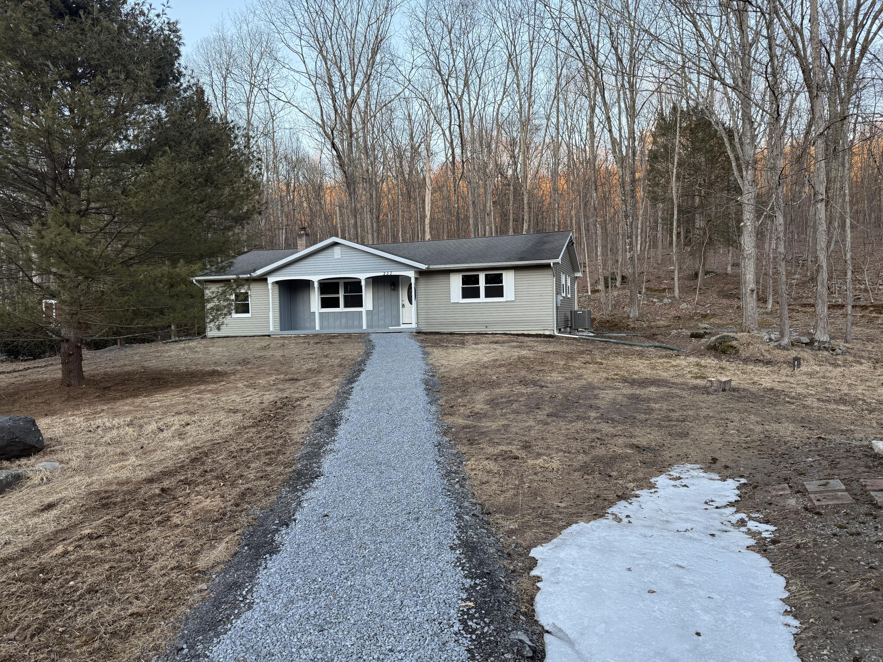 237 Canal Road East Stroudsburg, PA 18302 - Photo 1 of 23 IMG_4455