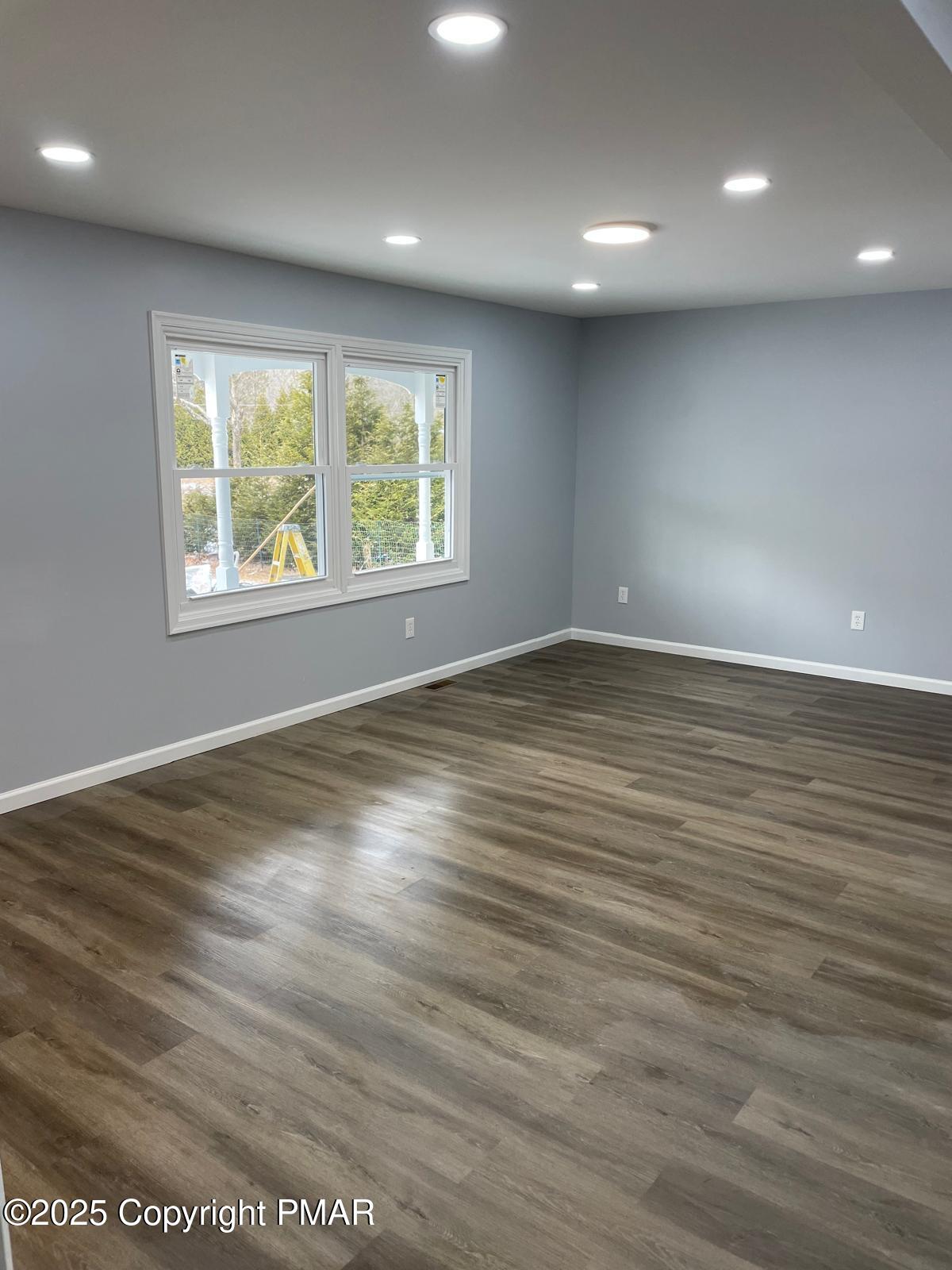 237 Canal Road East Stroudsburg, PA 18302 - Photo 8 of 23 d31ed0c3-cfb9-4704-a8ee-82bca8334123