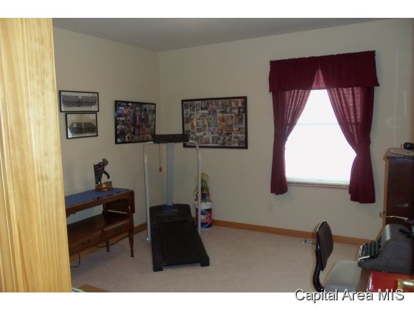 2817 Dryden Drive Springfield, IL 62711 - Photo 9 of 10