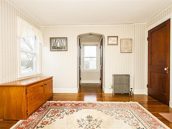 29 Thornton Road Waltham, MA 02453 - Photo 13 of 23