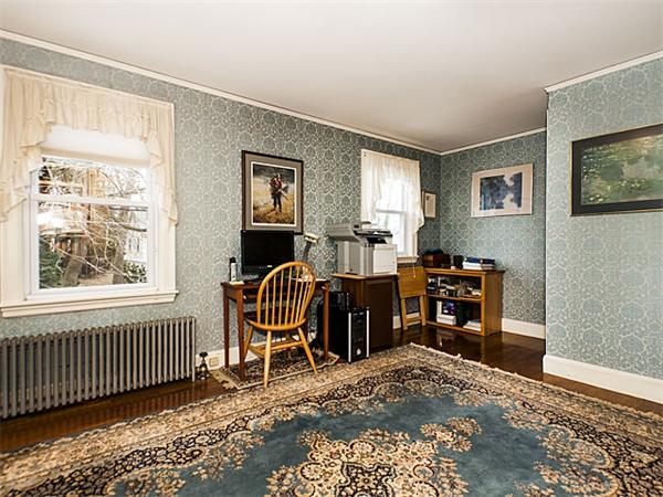 29 Thornton Road Waltham, MA 02453 - Photo 15 of 23