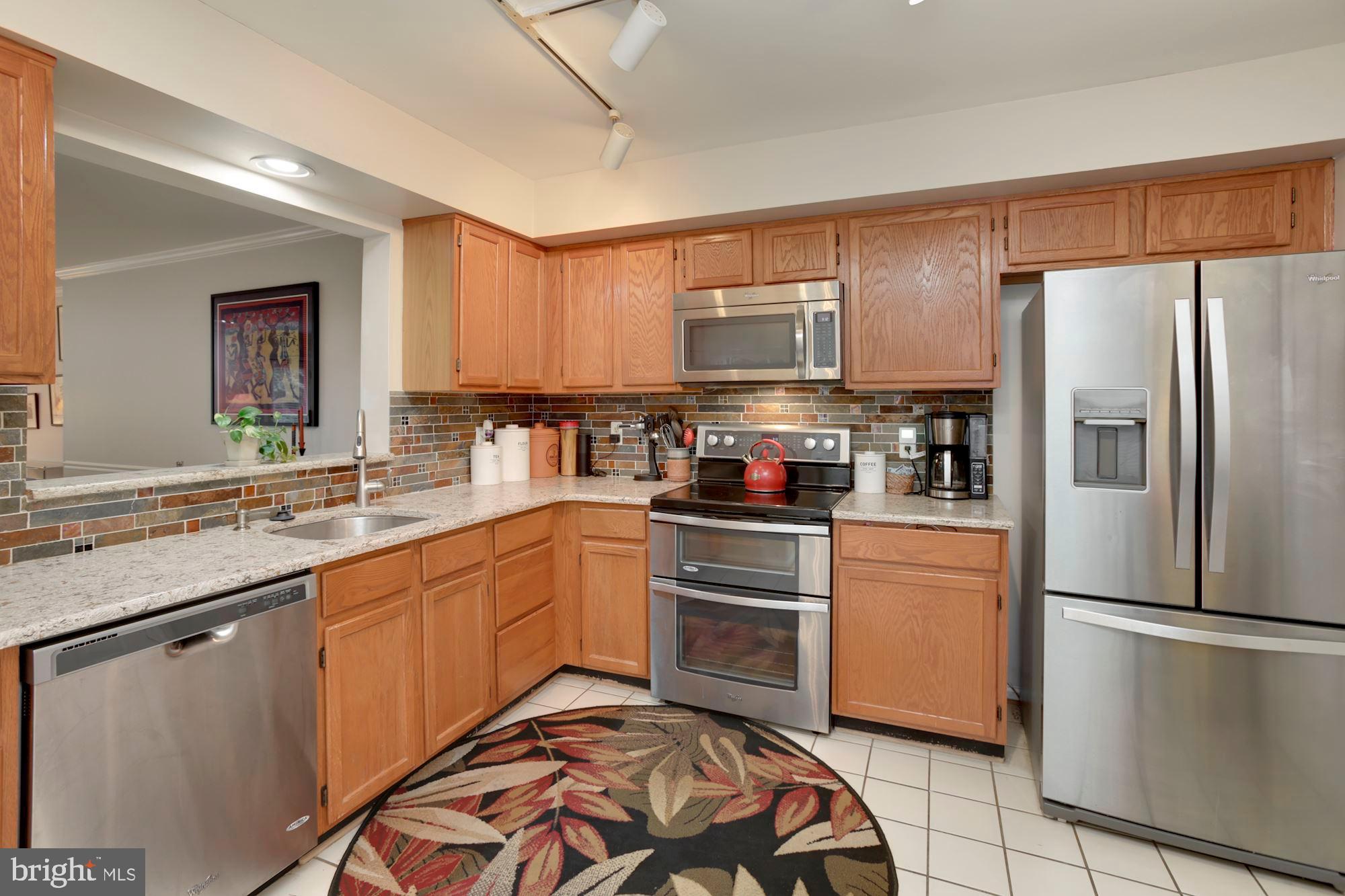 12210 Apache Tears Circle Laurel, MD 20708 - Photo 4 of 35 Gallery Image 4