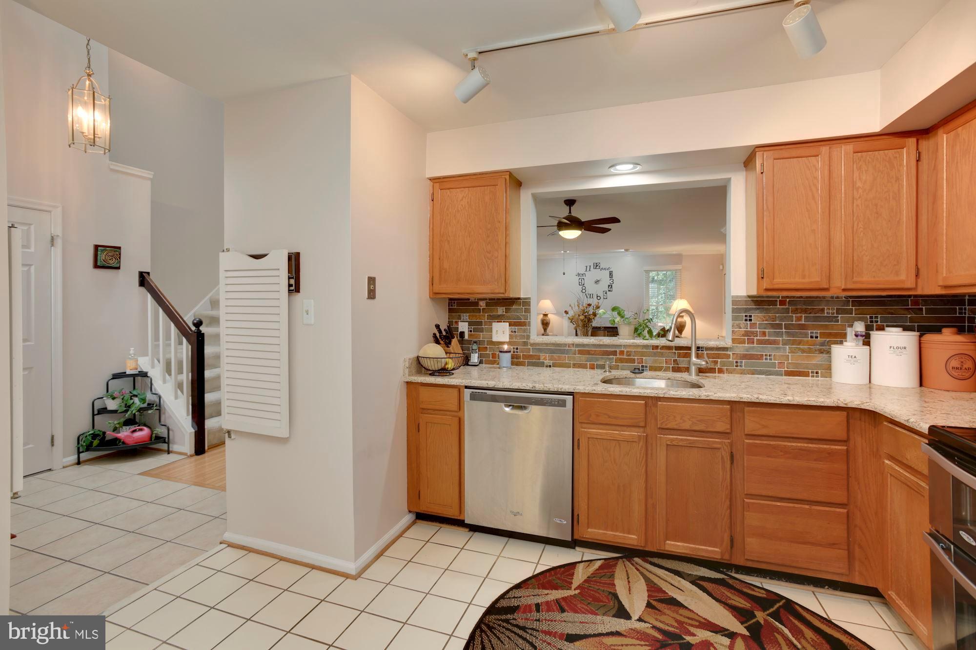 12210 Apache Tears Circle Laurel, MD 20708 - Photo 5 of 35 Gallery Image 5