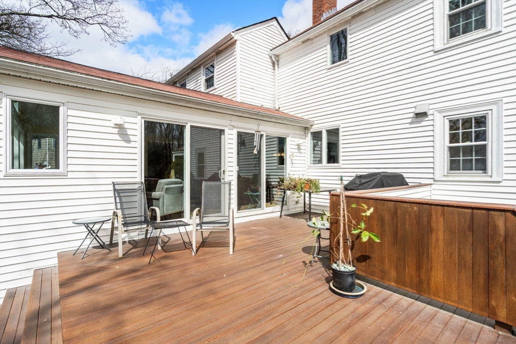 43 Palmer Road Newton, MA 02468 - Photo 33 of 38
