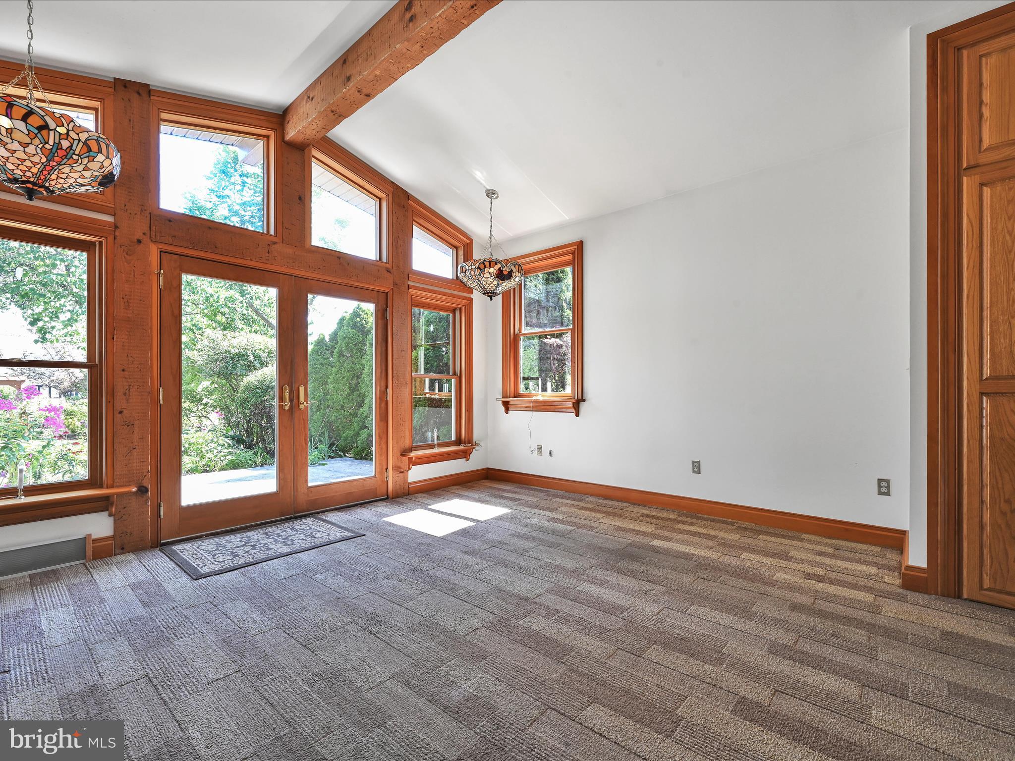 63 West Main Street Lebanon, PA 17042 - Photo 21 of 40 family room