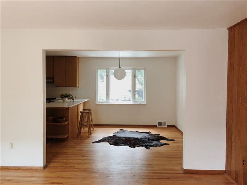 508 Edgewood Road Pittsburgh, PA 15221 - Photo 5 of 23 Gallery Image 5