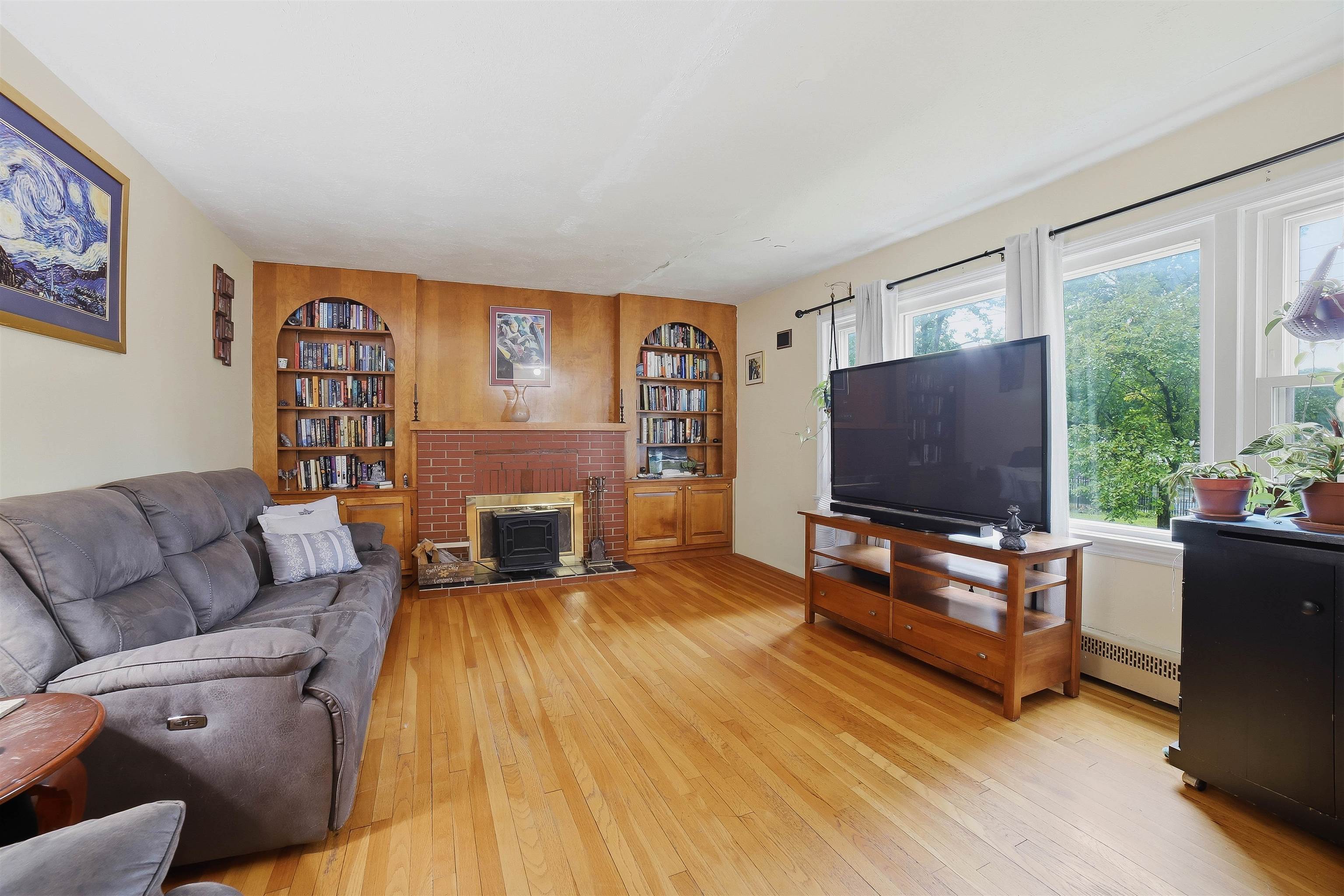 2073 Goffs Falls Road Manchester, NH 03103 - Photo 12 of 39