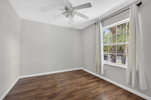 $3,200 | 1475 Running Oak Lane, Royal Palm Beach, FL 33411