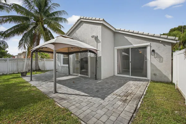$3,200 | 1475 Running Oak Lane, Royal Palm Beach, FL 33411