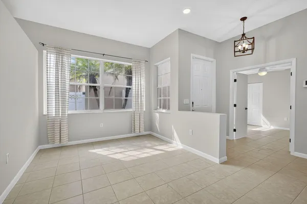 $3,200 | 1475 Running Oak Lane, Royal Palm Beach, FL 33411