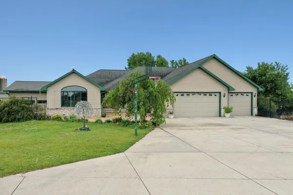 $1,100,000 | 23689 Manitowoc Road, Reedsville, WI 54230