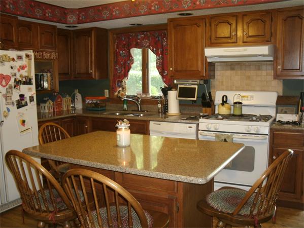 45 Rising Street Feeding Hills, MA 01030 - Photo 2 of 17 Gallery Image 2