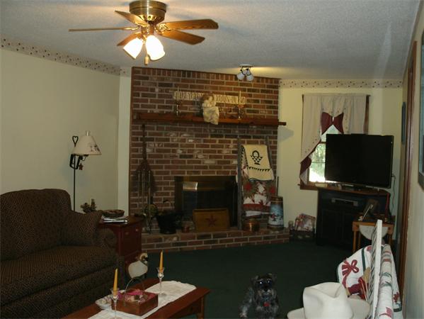 45 Rising Street Feeding Hills, MA 01030 - Photo 6 of 17 Gallery Image 6
