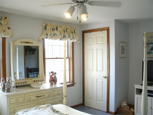 45 Rising Street Feeding Hills, MA 01030 - Photo 9 of 17 Gallery Image 9
