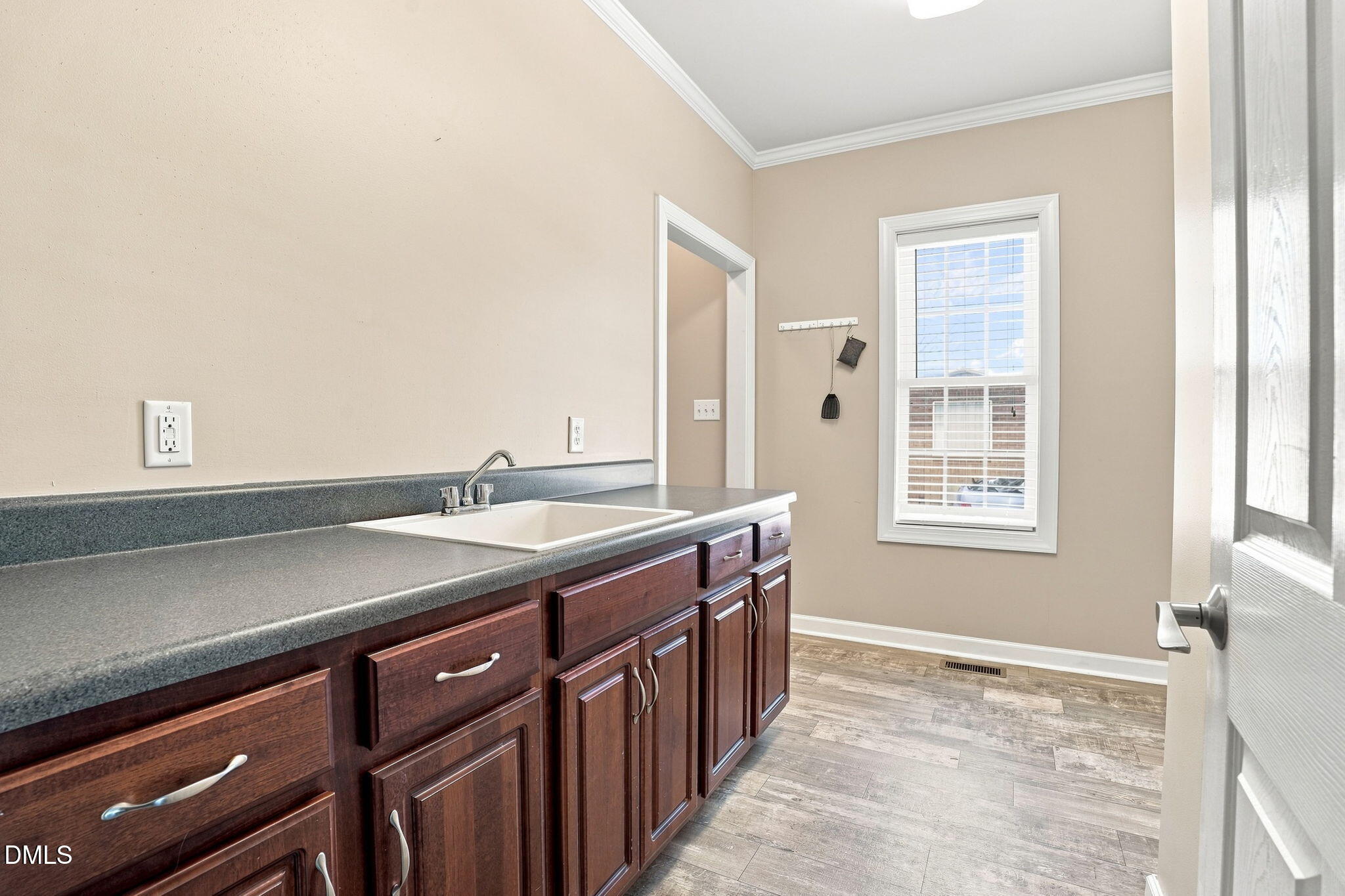 909 Gor An Farm Road Selma, NC 27576 - Photo 35 of 68 Laundry Room