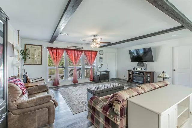 $299,800 | 919 Remington Circle, Moody, TX 76557