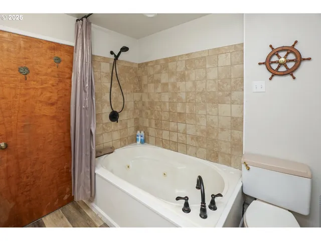 $865,000 | 19 Otter Terrace, Brookings, OR 97415