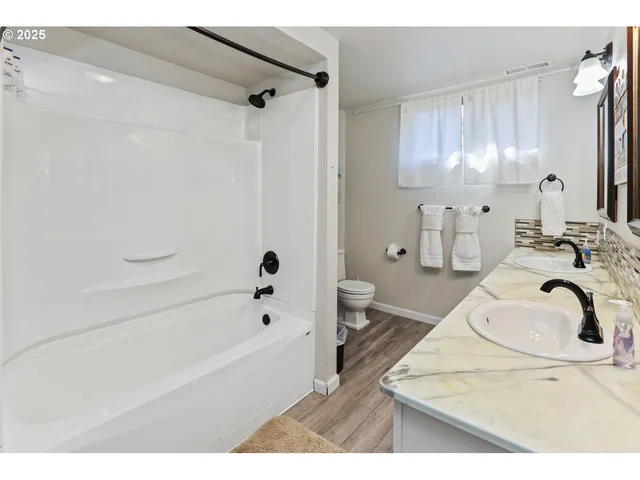 $865,000 | 19 Otter Terrace, Brookings, OR 97415