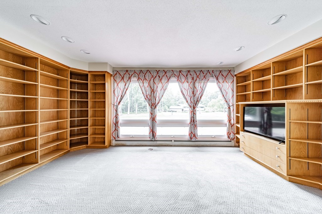 82 January Hills Road Shutesbury, MA 01002 - Photo 12 of 42 Gallery Image 12