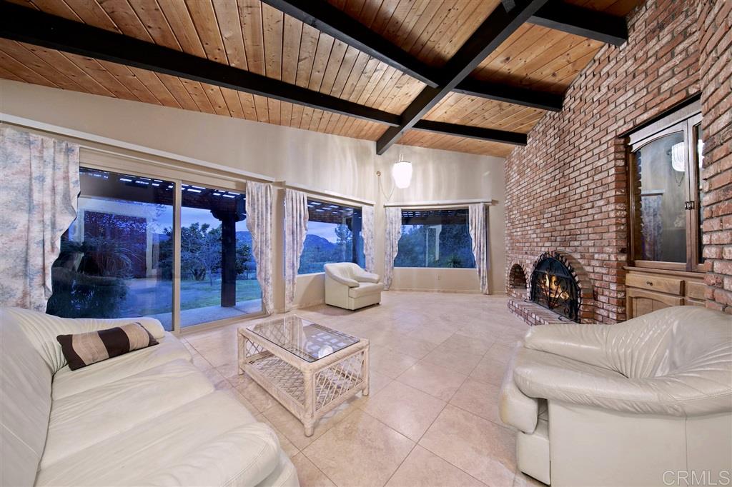 631 Quail Crest Road Alpine, CA 91901 - Photo 4 of 25