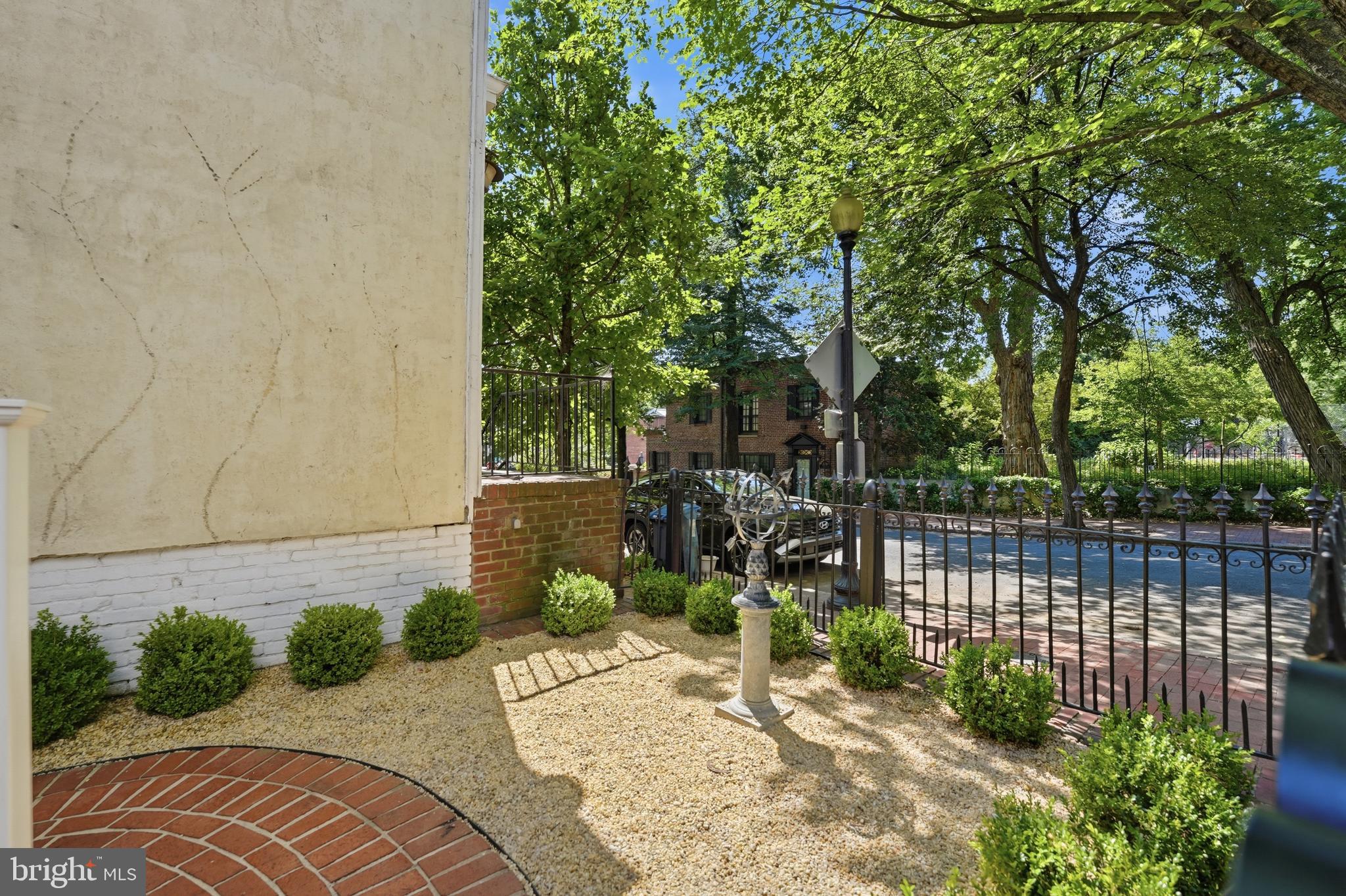 3313 Q Street Northwest Washington, DC 20007 - Photo 3 of 65