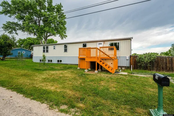 $269,900 | 210 McKinney Street, Buffalo, WY 82834
