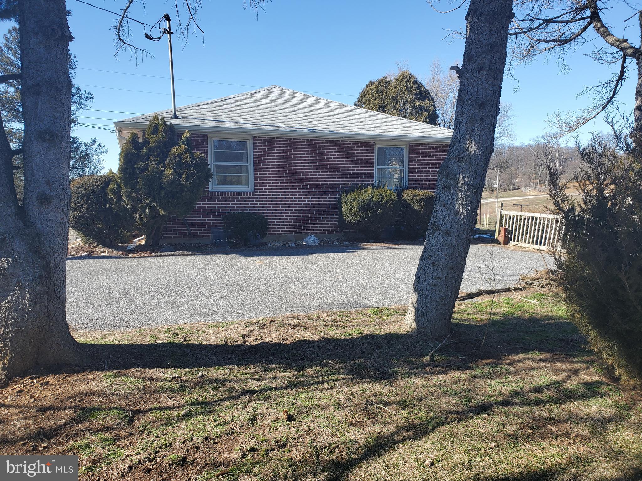 99 Blue Stone Road York, PA 17406 - Photo 5 of 17 side of home