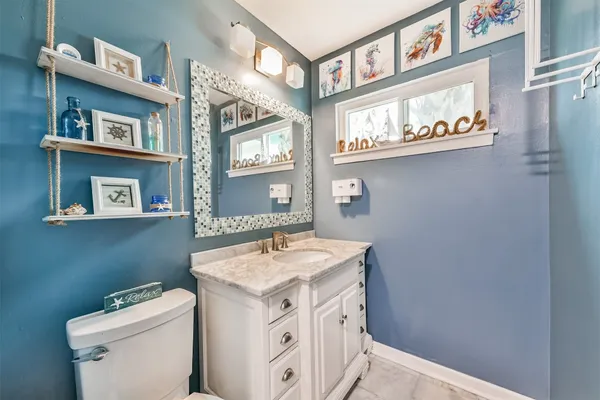 $2,200 | 728 7th Street, Galveston, TX 77550