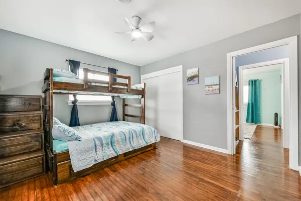 $2,200 | 728 7th Street, Galveston, TX 77550