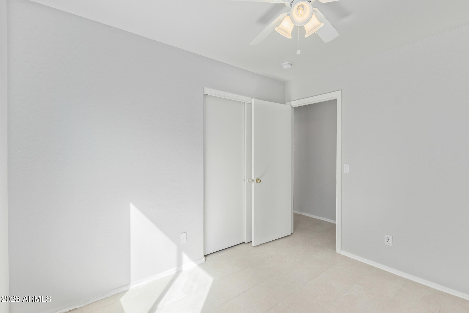 17715 West Redfield Road Surprise, AZ 85388 - Photo 18 of 33