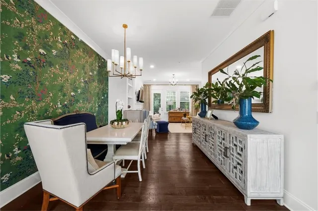 a view of an outside dining space with furniture