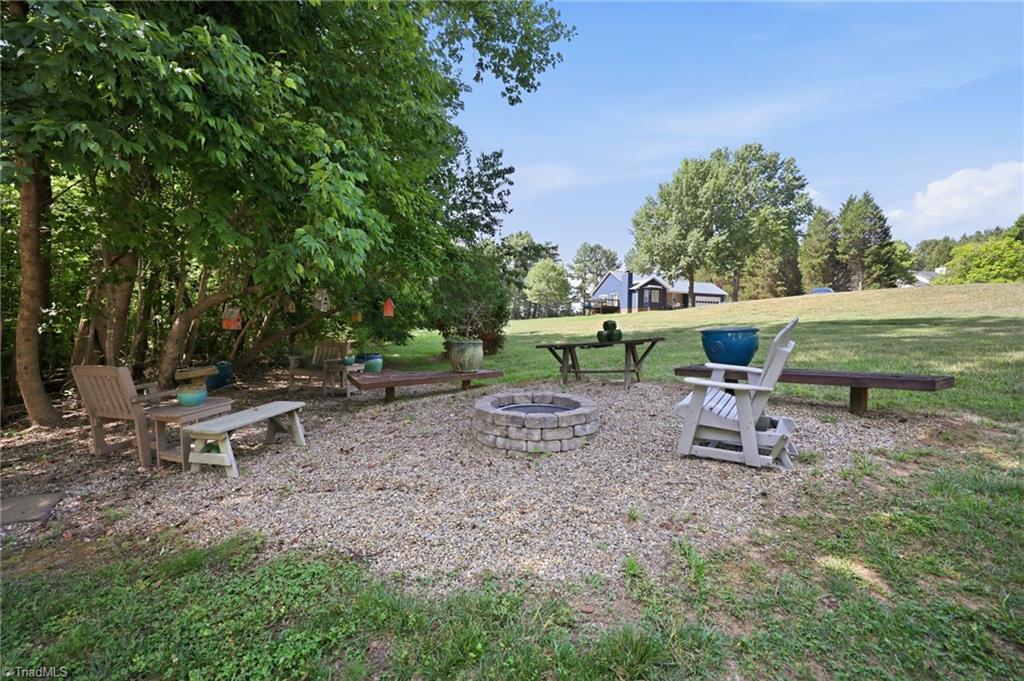 221 Farmview Road Madison, NC 27025 - Photo 40 of 45