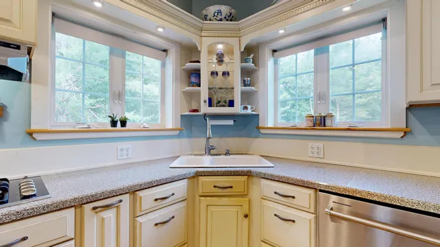 $775,000 | 76 Heritage Lane, Union, ME 04862