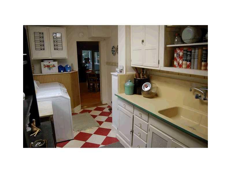 324 South Broadway Street Pendleton, IN 46064 - Photo 14 of 16