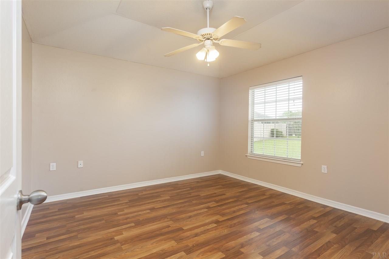 1272 Brownfield Road Pensacola, FL 32526 - Photo 18 of 31