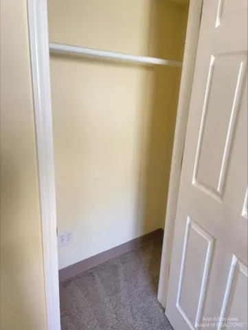 $1,700 | 116 West McKay Street, Unit 1, Saline, MI 48176