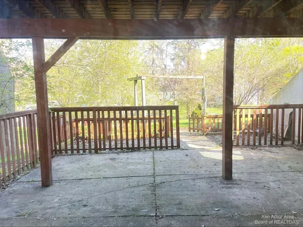 $1,700 | 116 West McKay Street, Unit 1, Saline, MI 48176