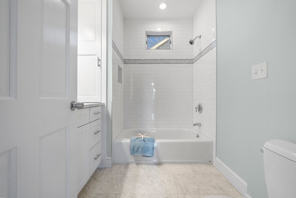 12 Newland Road Arlington, MA 02474 - Photo 13 of 34 Gallery Image 13