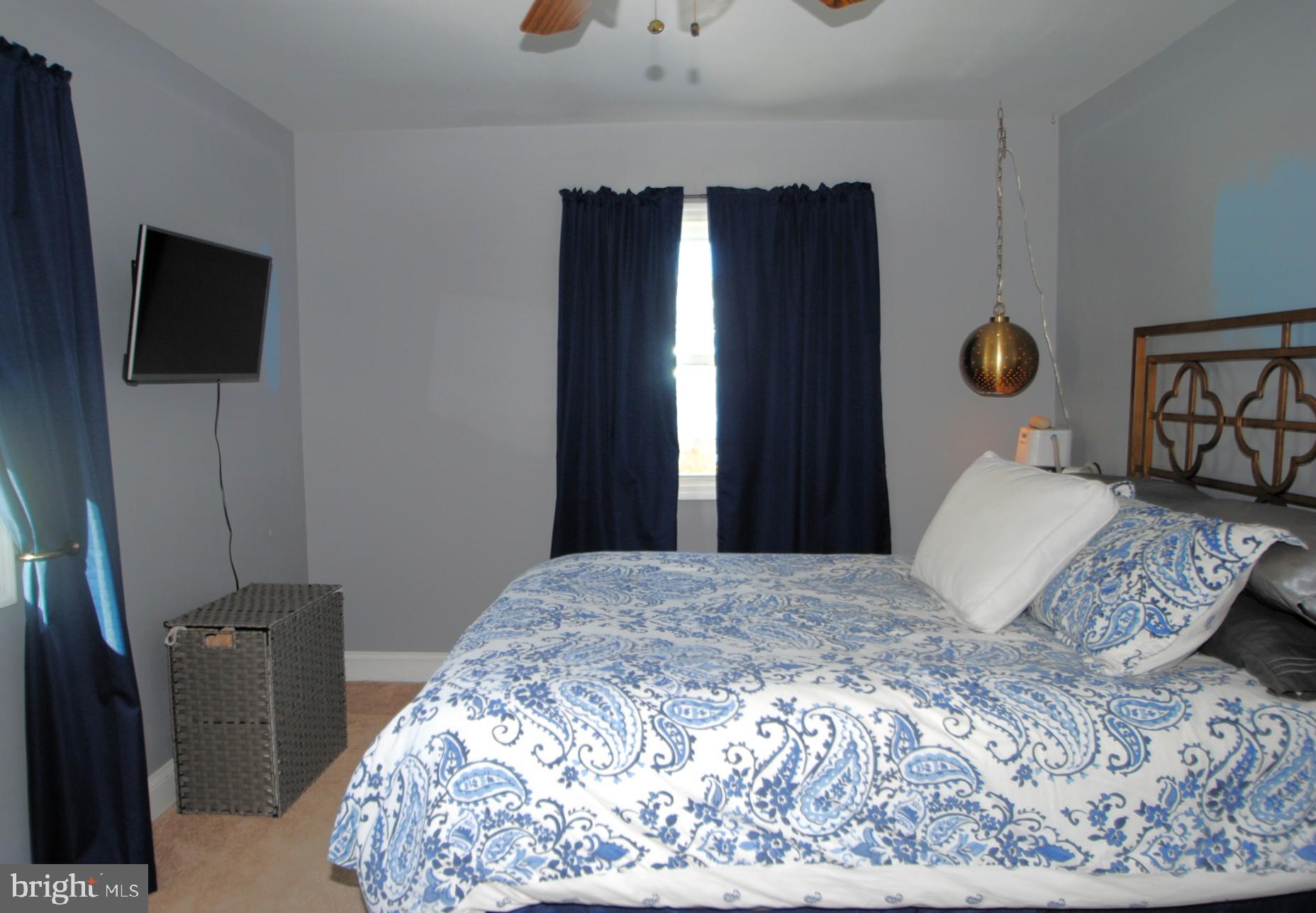 400 West Holly Oak Road Wilmington, DE 19809 - Photo 32 of 60 Master Bedroom