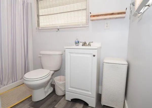 $2,300 | 110 Tweedy Pie Terrace, Key Largo, FL 33037