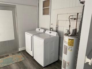 110 Tweedy Pie Terrace Key Largo, FL 33037 - Photo 16 of 21 a utility room with dryer and washer