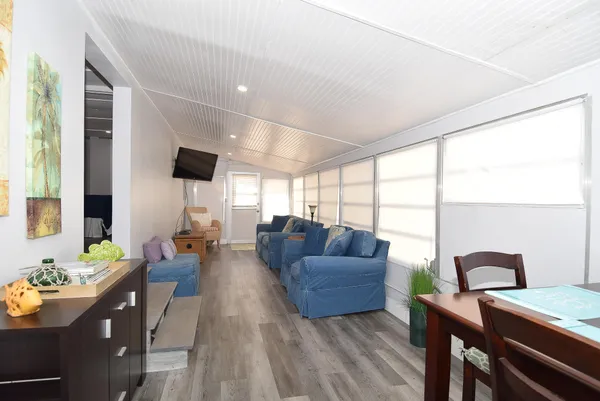 $2,300 | 110 Tweedy Pie Terrace, Key Largo, FL 33037