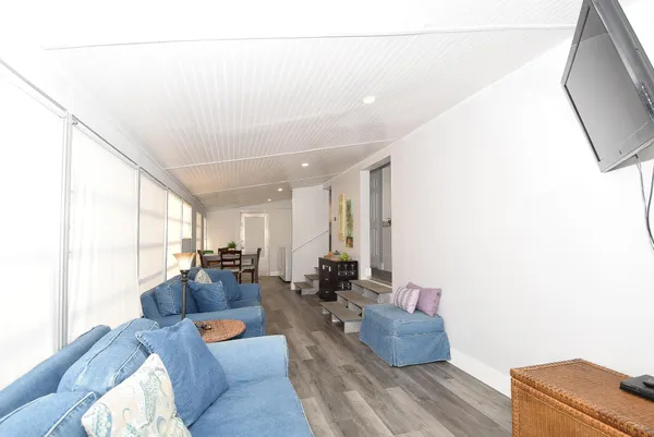 $2,300 | 110 Tweedy Pie Terrace, Key Largo, FL 33037