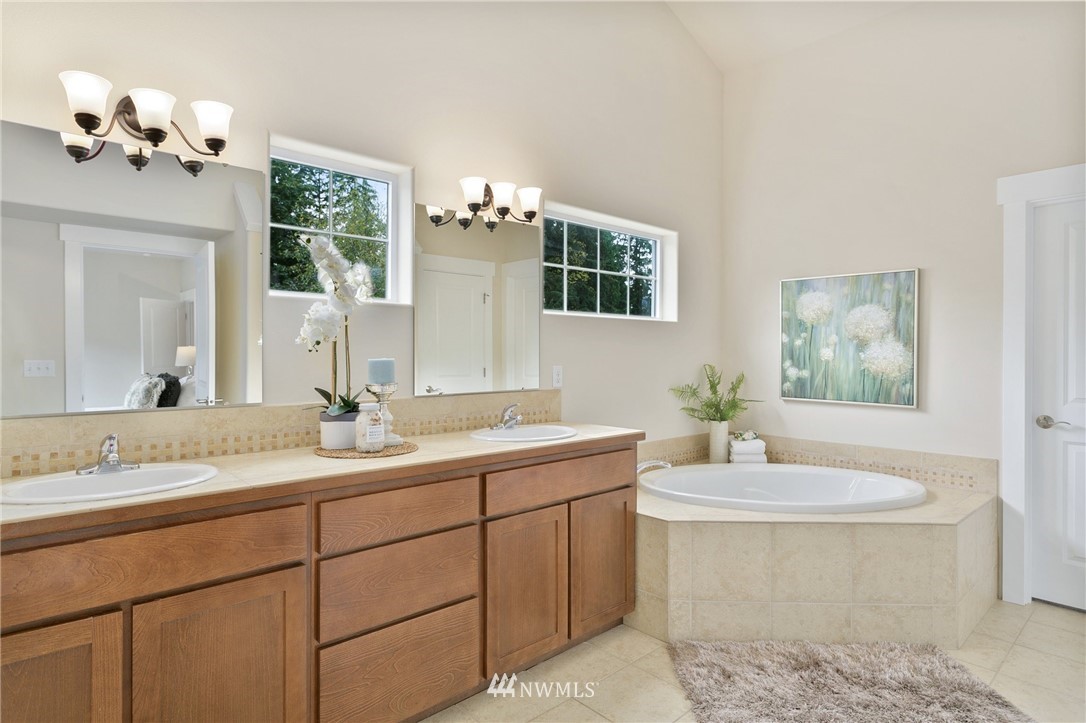 4720 Northeast 13th Place Renton, WA 98059 - Photo 25 of 34 Gallery Image 25