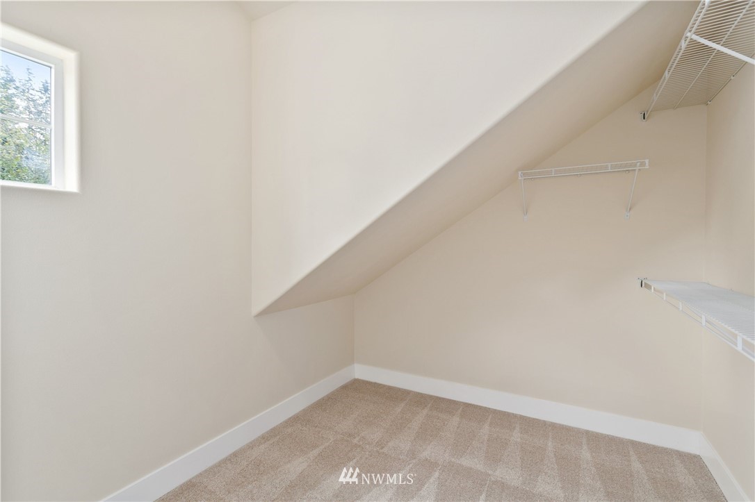 4720 Northeast 13th Place Renton, WA 98059 - Photo 31 of 34 Gallery Image 31