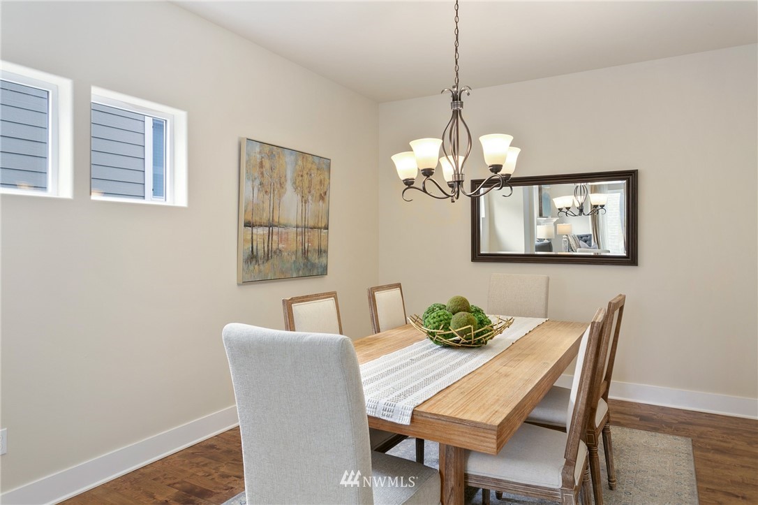 4720 Northeast 13th Place Renton, WA 98059 - Photo 10 of 34 Gallery Image 10