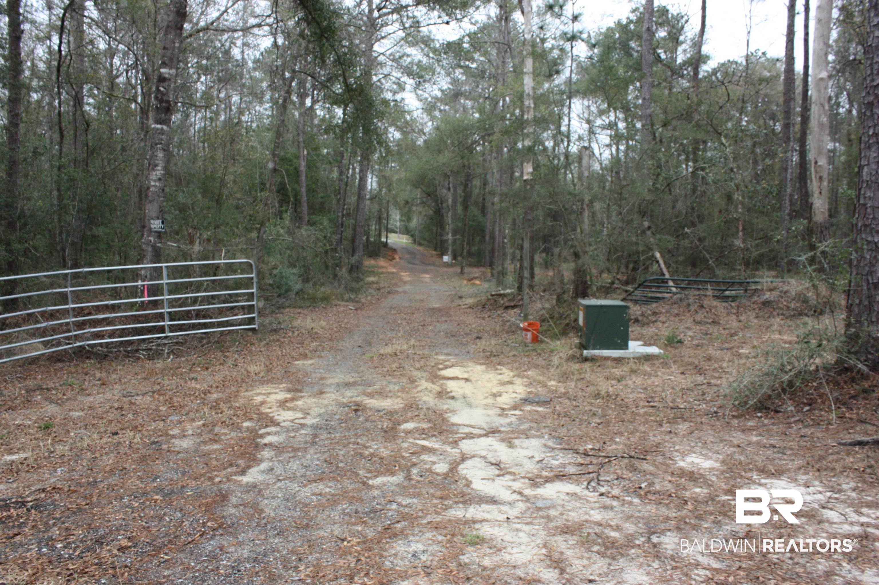 8190 B Dixon Road Bay Minette, AL 36507 - Photo 2 of 13