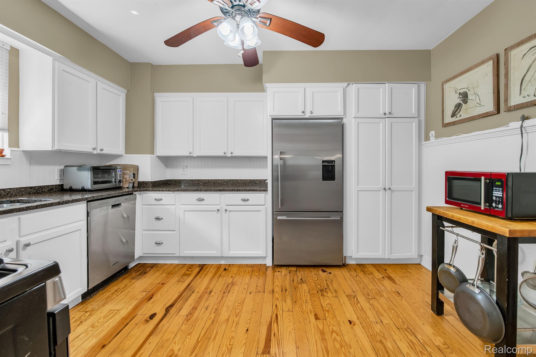1365 Harvard Road Grosse Pointe, MI 48230 - Photo 14 of 44 Spacious kitchen with stainless steel appliances